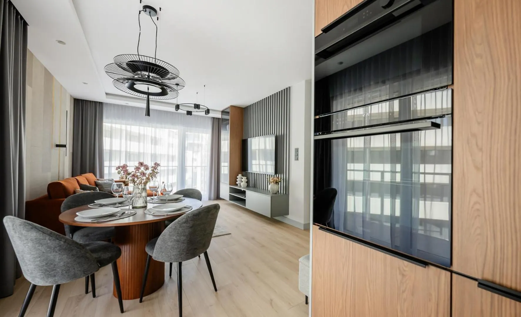 Lux Apart Z Tarasem - Centrum - Parking Sauna Silownia Meldunki 24Na7 Wroclaw