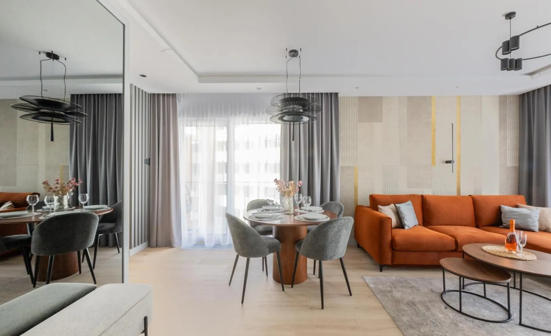 Apartment Lux Apart Z Tarasem - Centrum - Parking Sauna Silownia Meldunki 24Na7