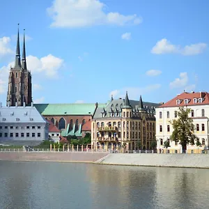 Bed & Breakfast Wenderedu Business Center, Wrocław