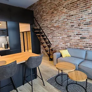 Apartment Loft Airport Blisko Lotniska Zarembowicza Lotnisko, Wroclaw